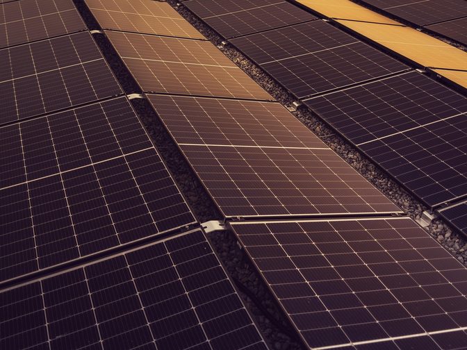 Utility-scale photovoltaic array